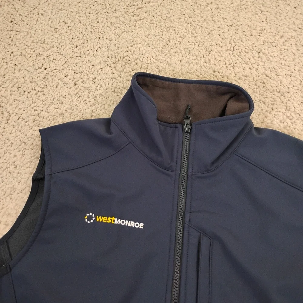 Helly Hansen Vest Mens Large Blue Paramount Soft Shell Jacket Hiking Beach Navy